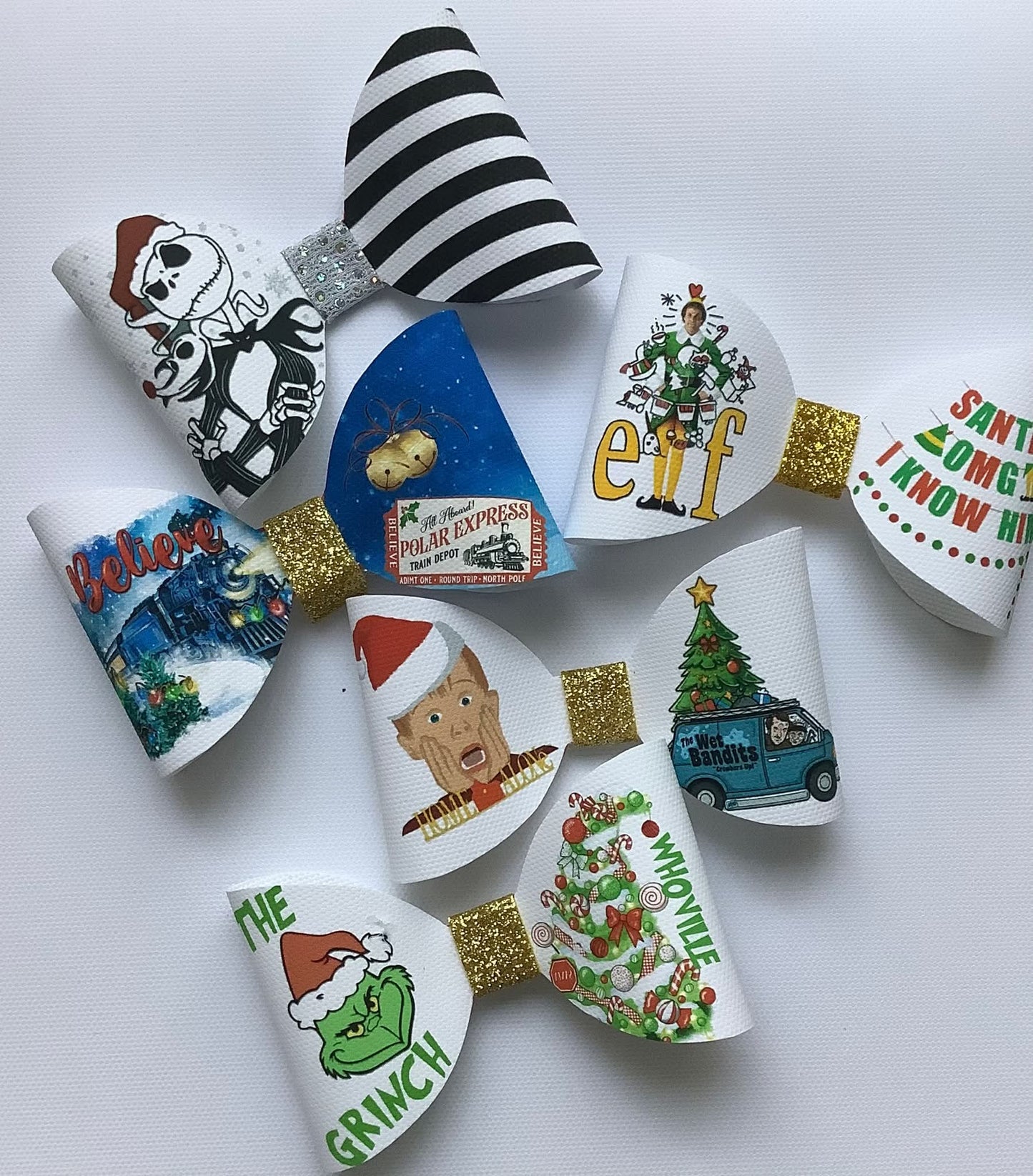 Christmas Movie Night Bows Selection Box